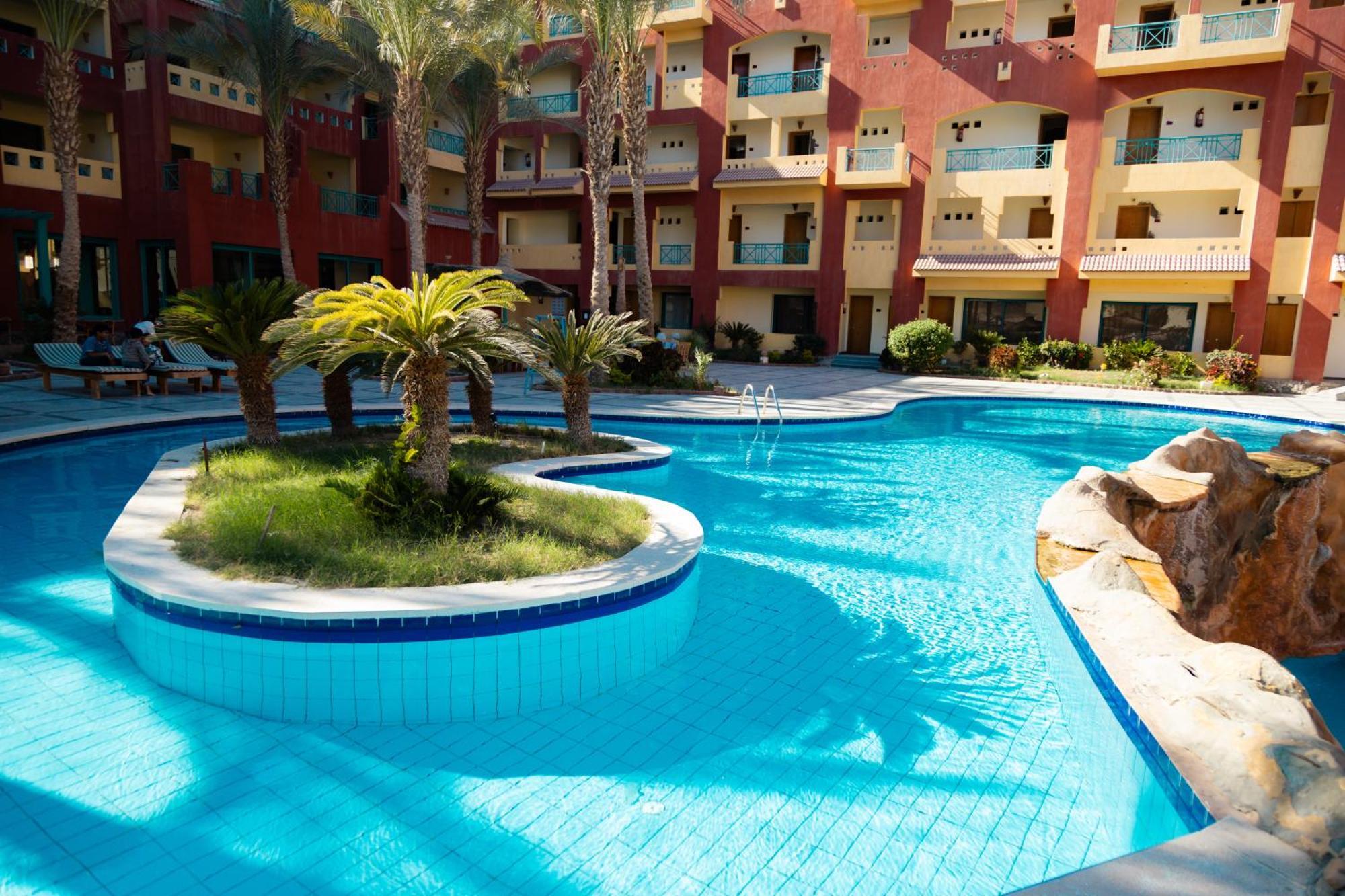 Rezort Sun & Sea And Aqua Park - 3*